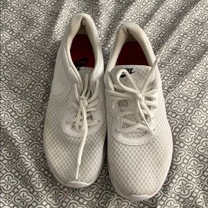 White Nike’s